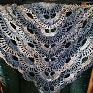 New handmade crocheted triangle Shawl scarf